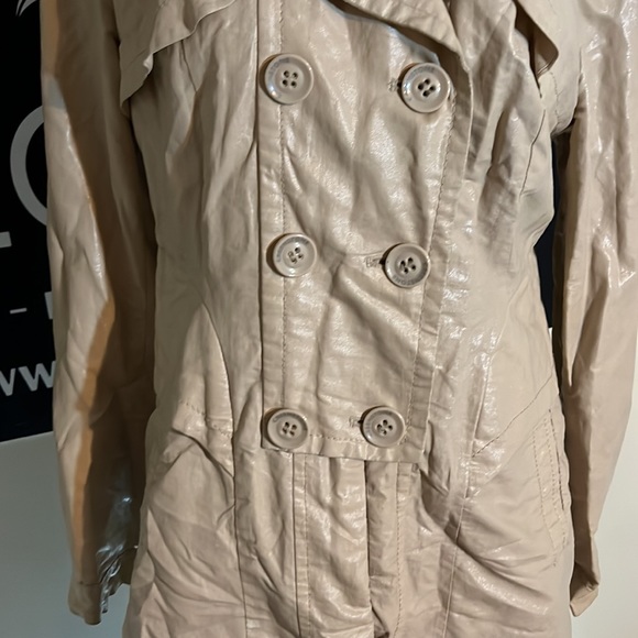 creenstone rain jacket size 8/10 - Picture 4 of 16